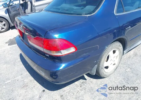 2001 Honda Accord Lx from USA, damaged, VIN 1HGCG56481A138057